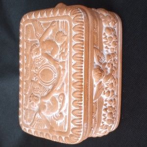 Angel Cherub Terra Cotta Pottery Rubbed Victorian Trinket Box .